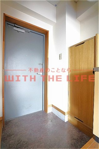 ピーコムコガの玄関|落ち着いた玄関です