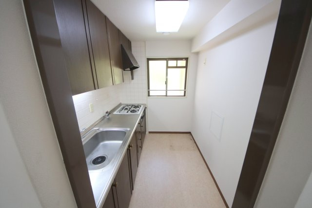 パーク・ノヴァあやめ池のキッチン