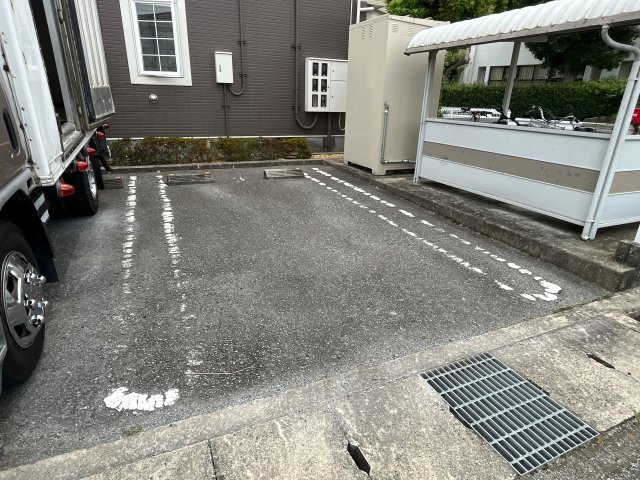 アメニティ１０の駐車場