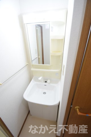 【洗面所】 | 忙しい朝には欠かせない洗面所です