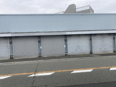 【居間・リビング】 | 神田3丁目シャッター付倉庫