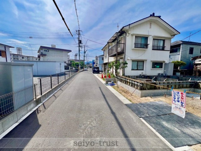 【前面道路含む現地写真】 | 中区江波南3丁目