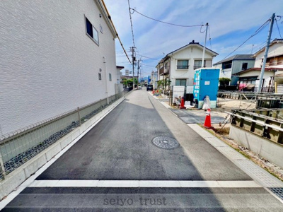 【前面道路含む現地写真】 | 中区江波南3丁目