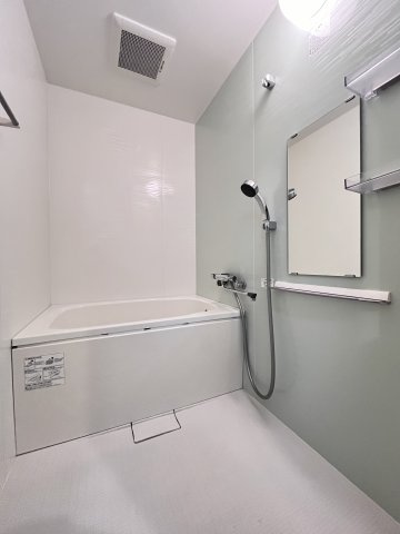 大阪市城東区中央３丁目の賃貸マンションの浴室