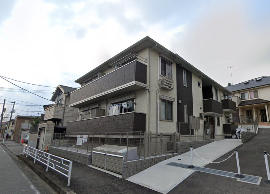 Admire Hiyoshiの外観