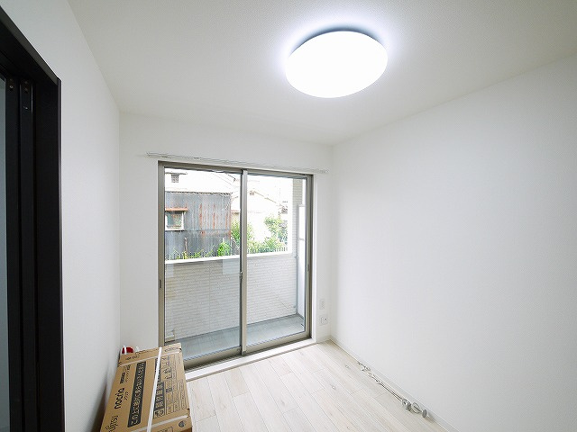 ジーメゾン大和郡山ルプレの居間・リビング