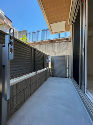 高倉山フラッツのバルコニー