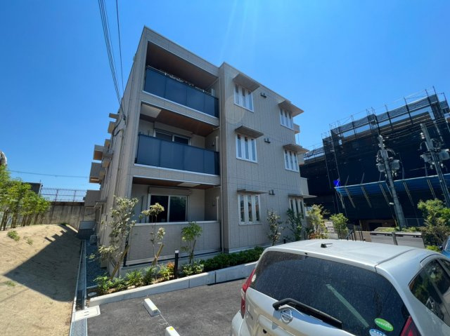 高倉山フラッツの外観