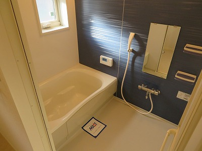 Ｌuireシャーメゾンの浴室