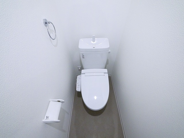 ジーメゾン大和郡山ルプレのトイレ