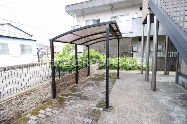 ホーマットライラックの庭|簡単な家庭菜園も楽しめるお庭です