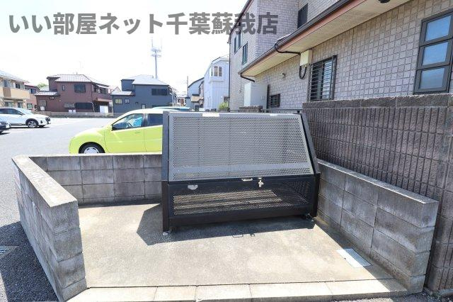 いずみハイツのその他共用部分|ゴミストッカー