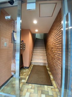 【エントランス】 | 上田ビル | 上田ビル　路面店舗