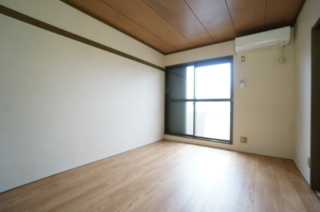 グランデュール蘭の居間・リビング