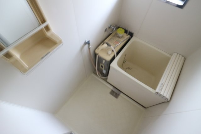 グランデュール蘭の浴室