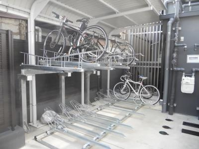 プラネシア東山三条の駐車場|駐輪場