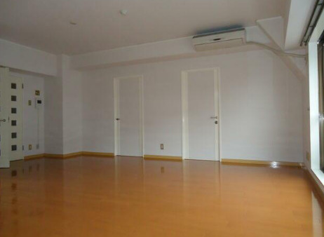 熊本市中央区草葉町の賃貸マンションの居間・リビング