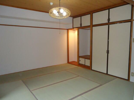 熊本市中央区草葉町の賃貸マンションの収納