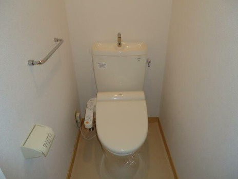 熊本市中央区草葉町の賃貸マンションのトイレ