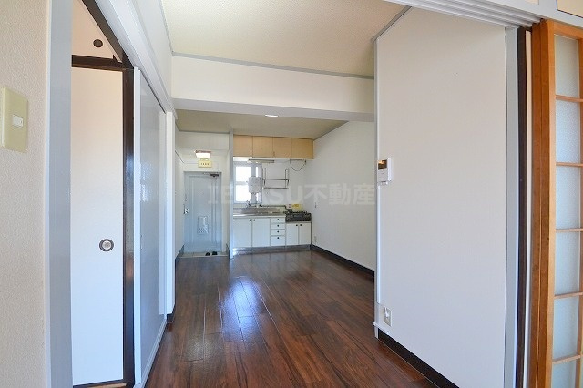 第一鳴戸ビルの内装