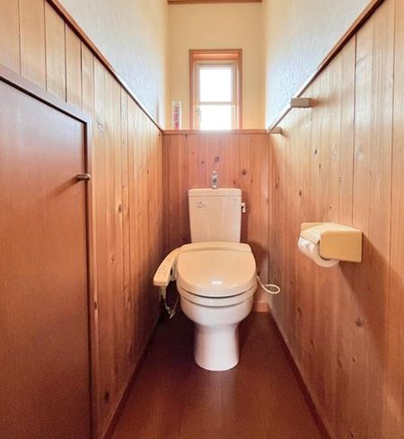【中古】坂戸市にっさい花みず木中古住宅のトイレ|落ち着いたトイレです☆