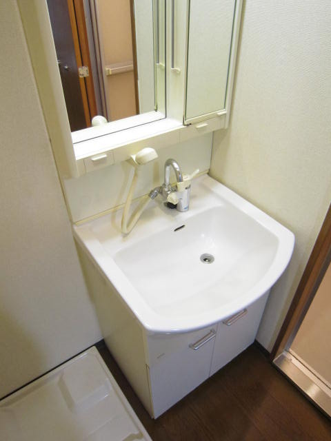 セントヒルズの独立洗面台