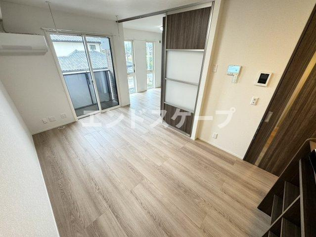 フルールの居間・リビング|高崎、前橋、伊勢崎エリアのお部屋探しはエンドスケープまで！お客様の理想お聞かせ下さい♪