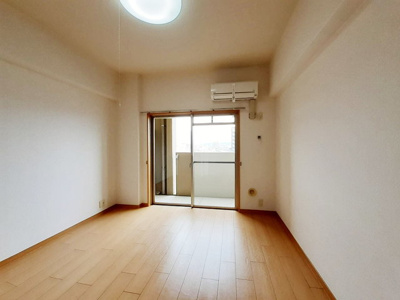 【居間・リビング】 | グレイス竹下 | 居室・リビング