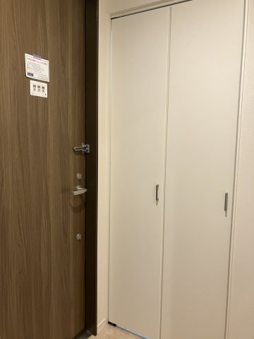 【玄関】 | la casa dolce 雪谷 | 収納も広めでスッキリとした玄関♪