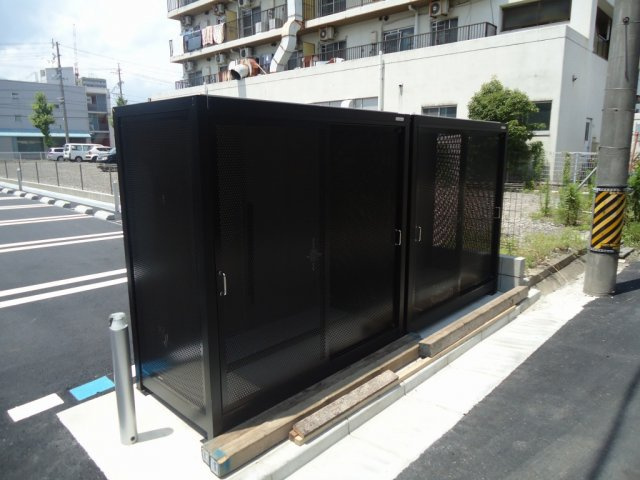【その他共用部分】 | レジデンス朝日町　A棟 | ゴミ捨て場