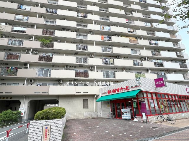 ファミール浜園　10階　リ　ノベーション済 家具付の外観