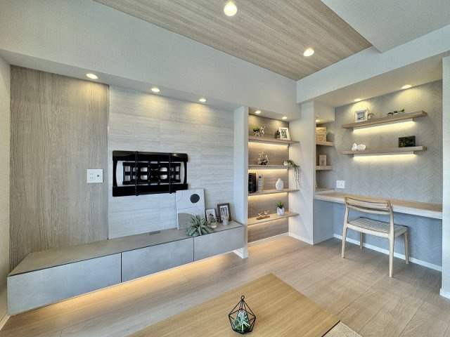 ファミール浜園　10階　リ　ノベーション済 家具付の外観