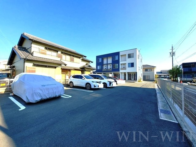 ベル グランツの駐車場