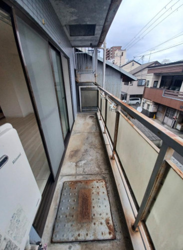 大津市中央２丁目の事務所のバルコニー|バルコニー付き