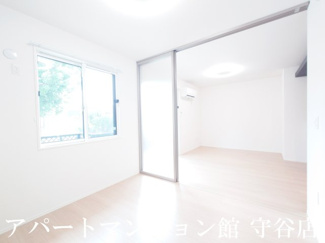 【洋室】 | THE PARK FRONT