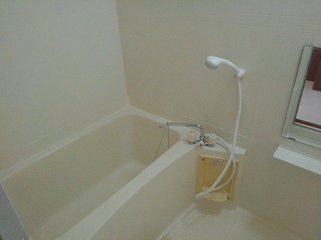 姫路市青山西３丁目のアパートの浴室