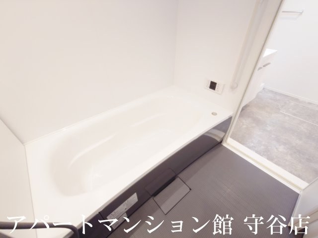 THE PARK FRONTの浴室