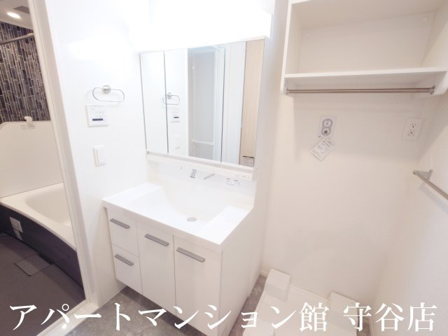 THE PARK FRONTの独立洗面台
