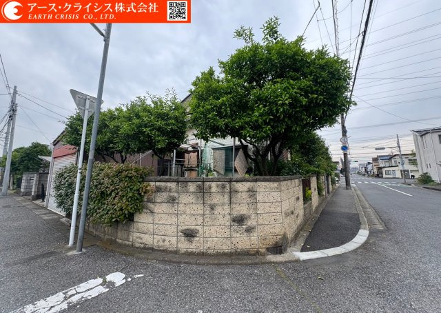 【外観】 | 松戸市新松戸南3丁目 | 解体後、更地にてお引渡しとなるので、解体費用等の初期費用も軽減できるのも嬉しいポイントです♪注文建築用地に最適な立地です！