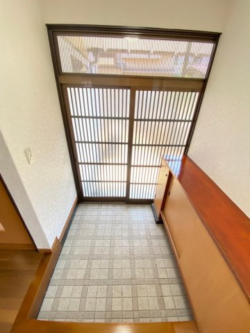 【玄関】