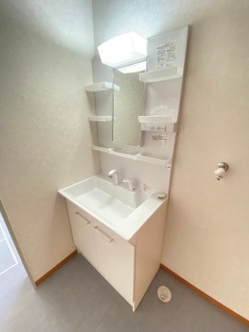 【独立洗面台】