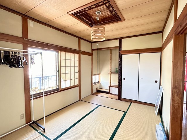 岸和田市神須屋町　中古戸建の和室|日当たり、風通しの良い２階中の和室◎収納も充実◎洋室にも変更可能です◎