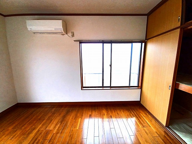 コーポ辻の洋室