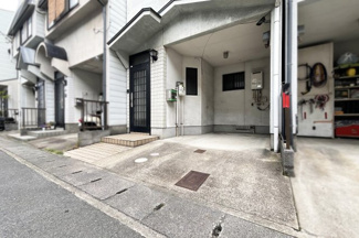 【駐車場】 | 〈こちらの物件〉に興味がある方はお気軽にお問い合わせ下さい！月々のお支払い希望額からお客様が購入可能な物件の価格をシミュレーション致します(*´▽｀*)