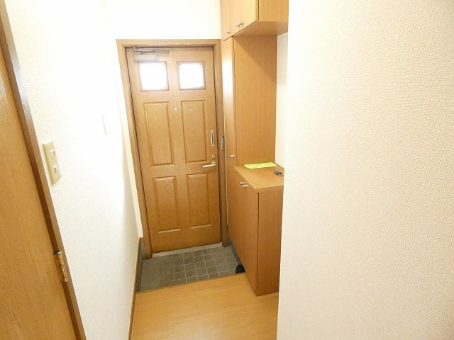 アヴニールＢの玄関|玄関です