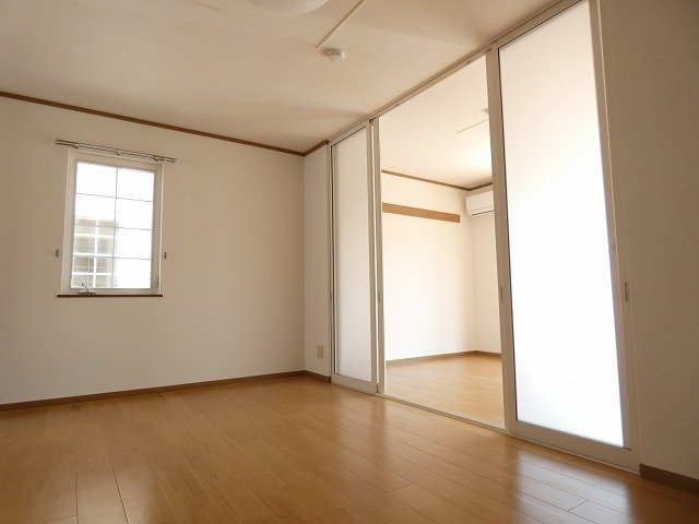 アヴニールＢの居間・リビング|使いやすい居間です