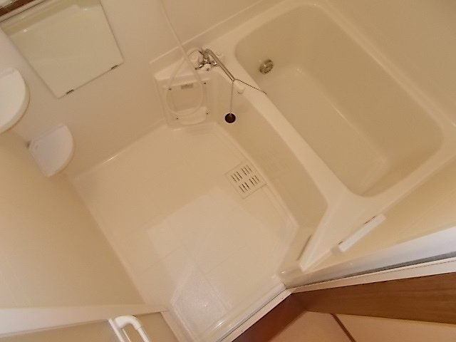 エスペランスⅠの浴室|お風呂で日々の疲れを落としましょう