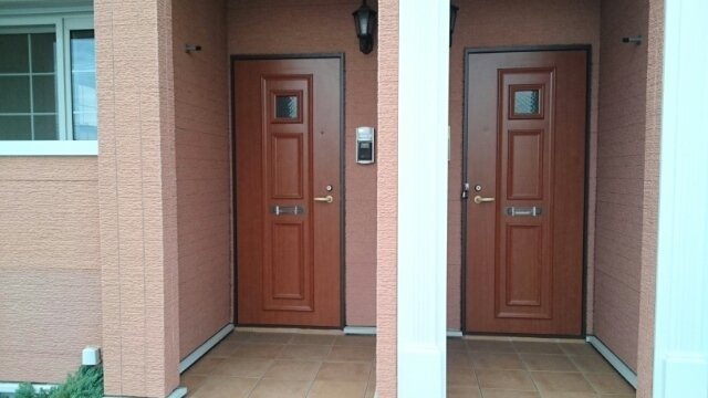 【エントランス】 | サンライト若松　Ⅱ | 清潔なエントランスです