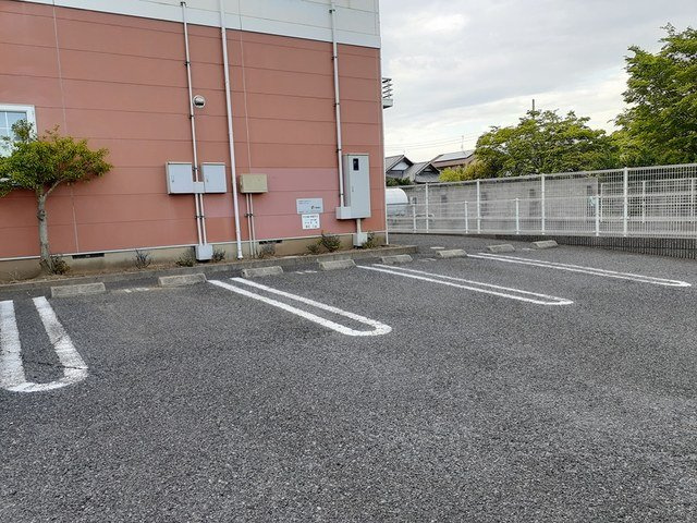 ブリズⅠの駐車場|駐車場に車を止められます