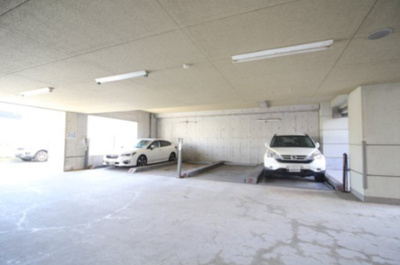 【駐車場】 | リヴェール御影